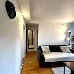 Grand T4 Lumineux à Jolimont - Face Au Métro *