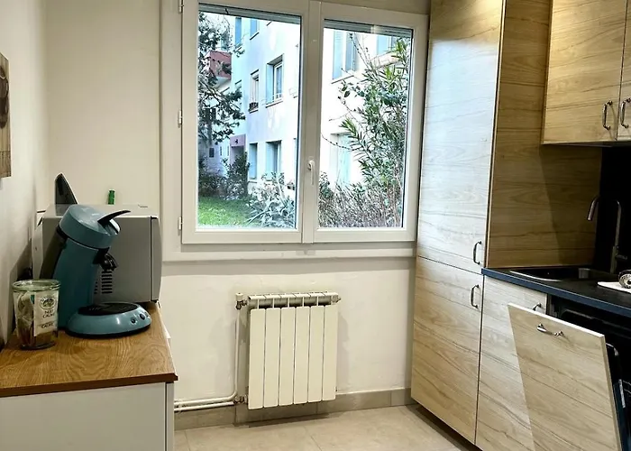 Grand T4 Lumineux A Jolimont - Face Au Metro *